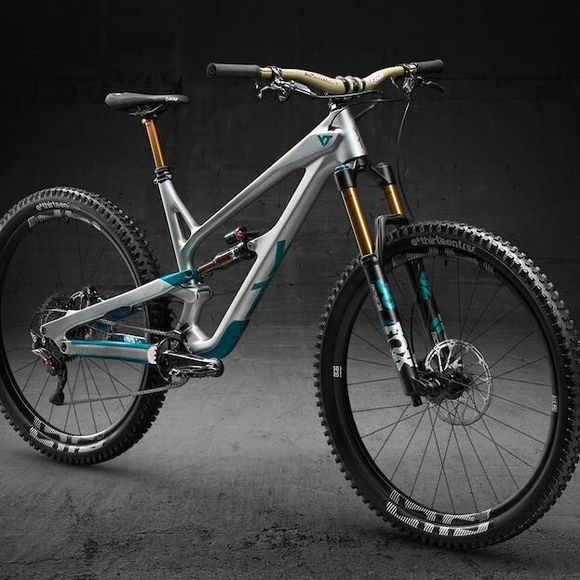 Meet your Posher, Mark - Picture 1 of 1